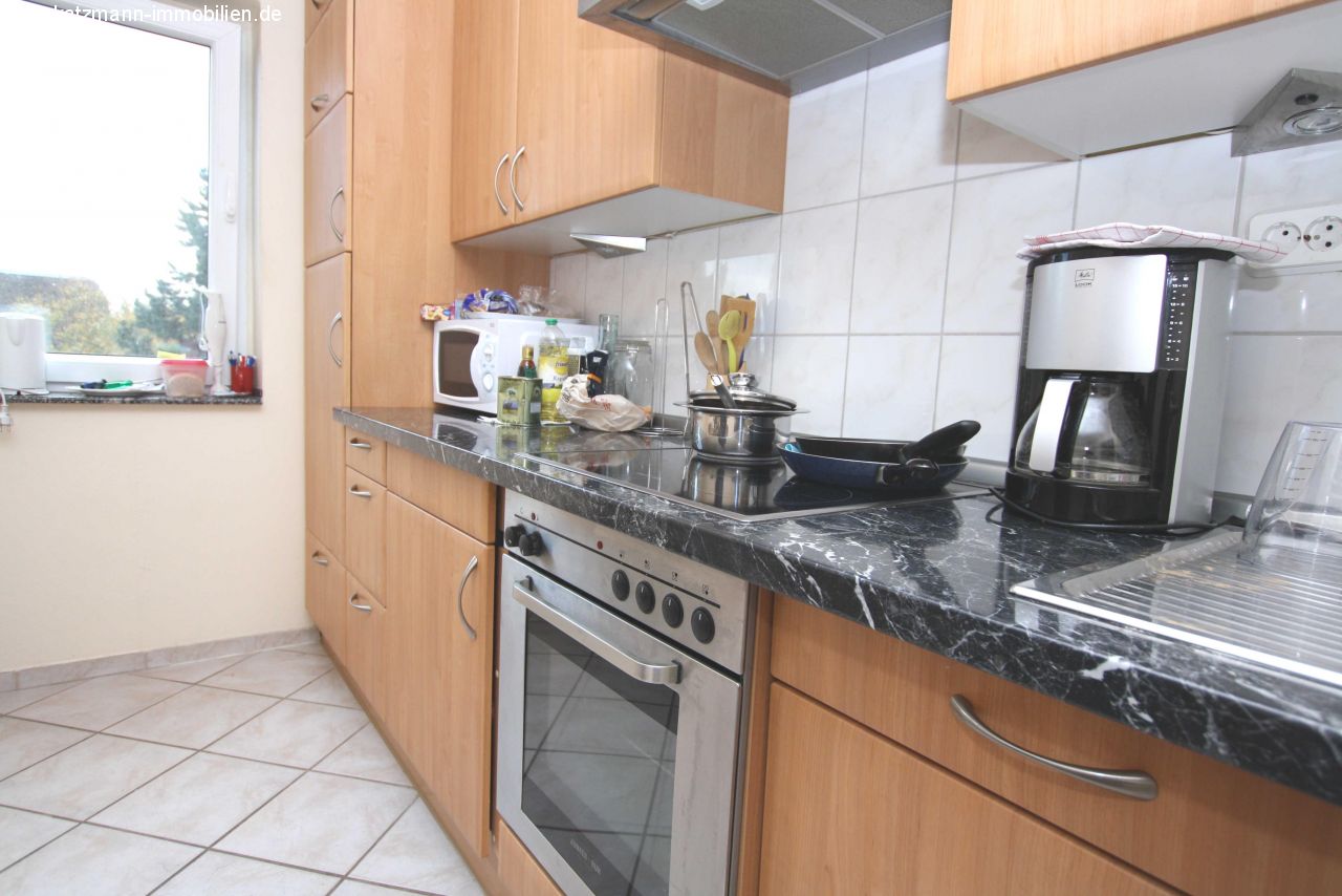 Renditeanlage oder Selbernutzung? Modernisierte Wohnung mit EBK, Loggia und Garagenplatz in toller Lage zu verkaufen 