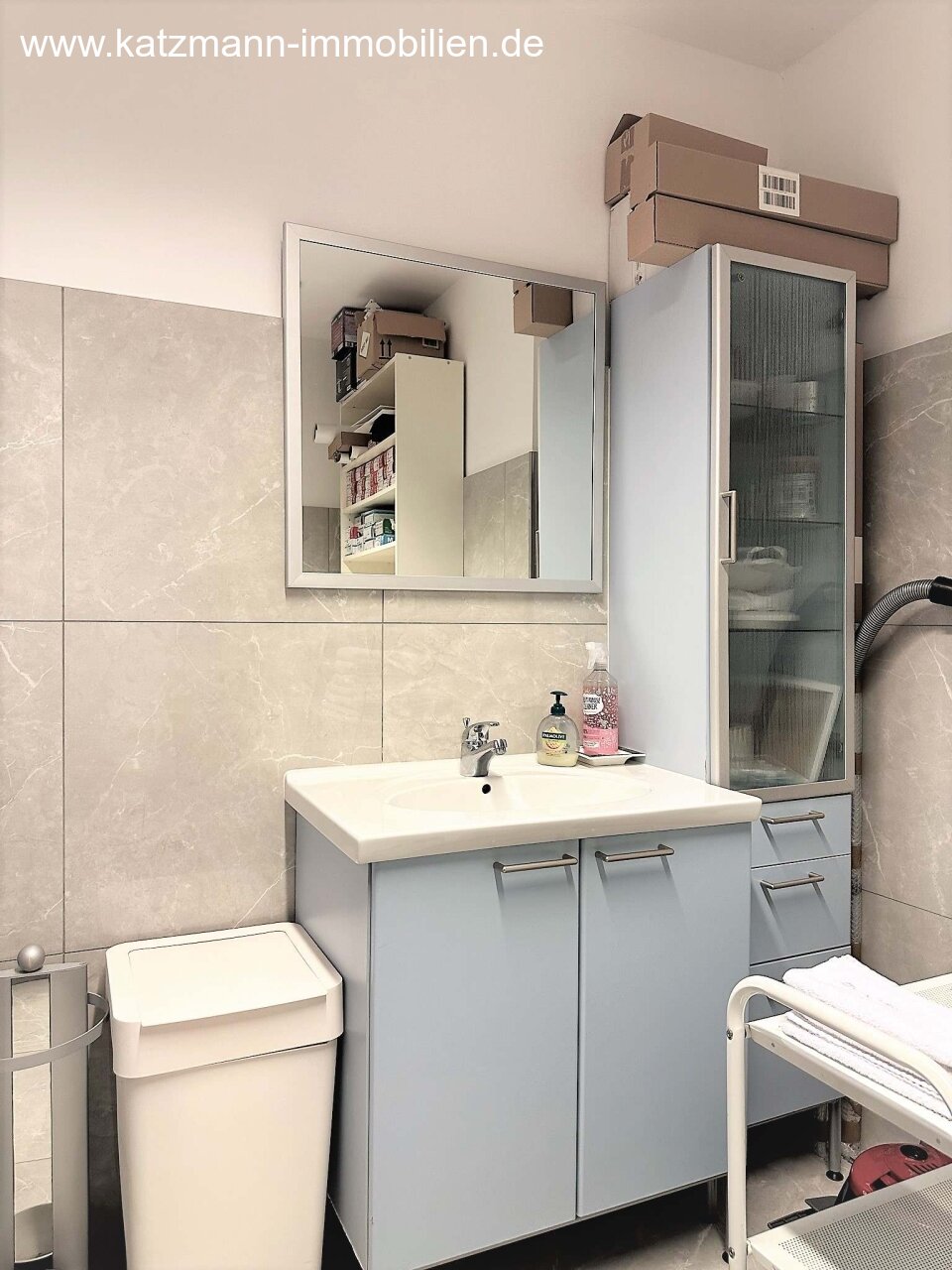 Existenzgründung/Geschäftserweiterung: Voll ausgestatteter Schönheitssalon in bester Lage, hochwertiges Inventar inklusive!