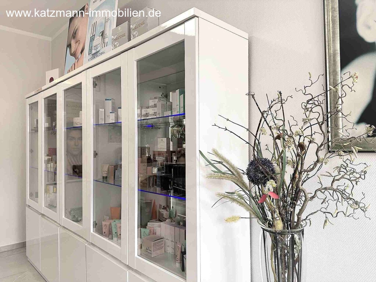 Existenzgründung/Geschäftserweiterung: Voll ausgestatteter Schönheitssalon in bester Lage, hochwertiges Inventar inklusive!