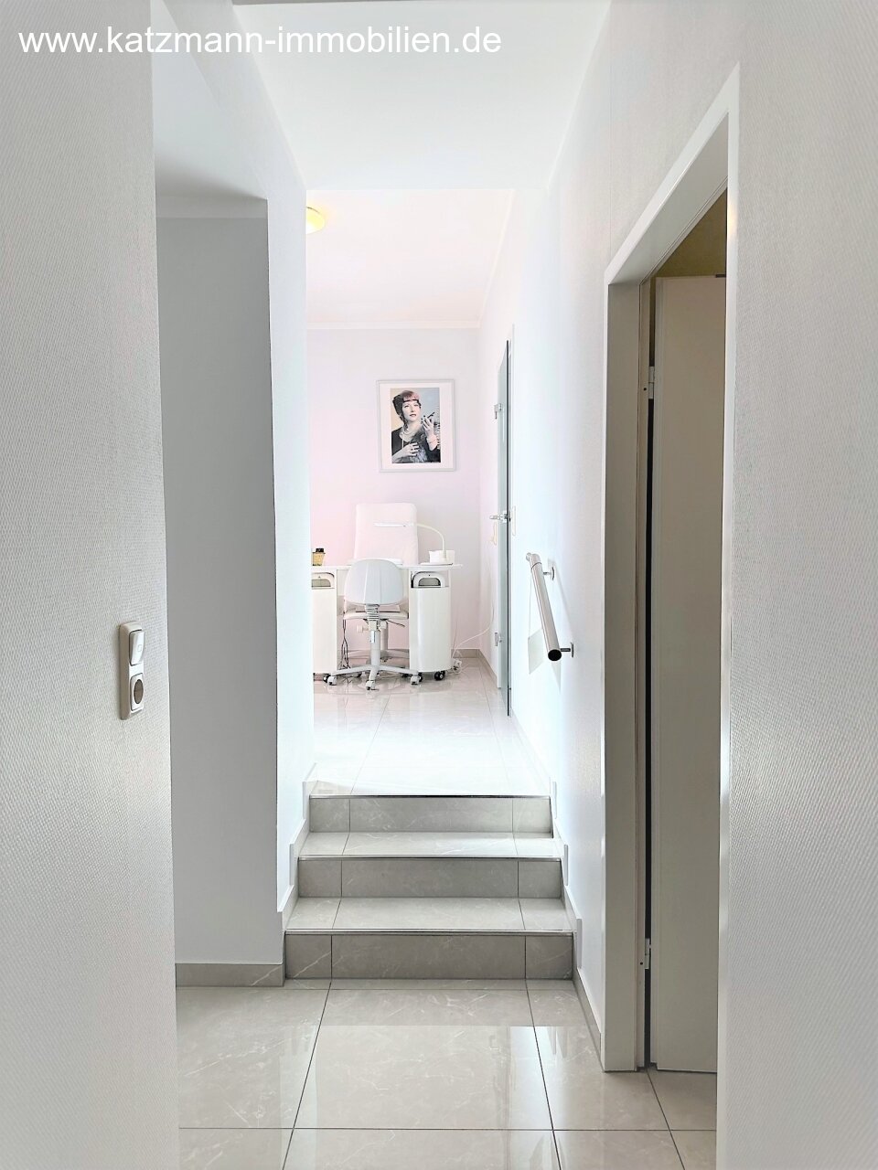 Existenzgründung/Geschäftserweiterung: Voll ausgestatteter Schönheitssalon in bester Lage, hochwertiges Inventar inklusive!