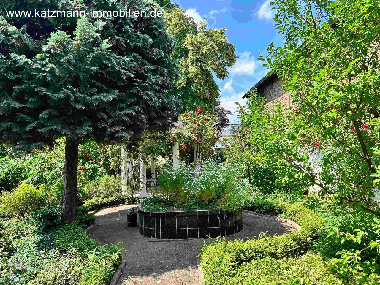 Existenzgründung/Geschäftserweiterung: Voll ausgestatteter Schönheitssalon in bester Lage, hochwertiges Inventar inklusive!