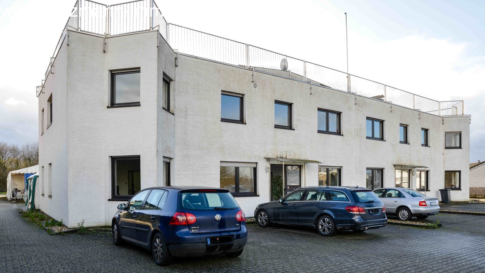 Büroeinheiten und Hallenflächen in Erftstadt-Liblar zu vermieten