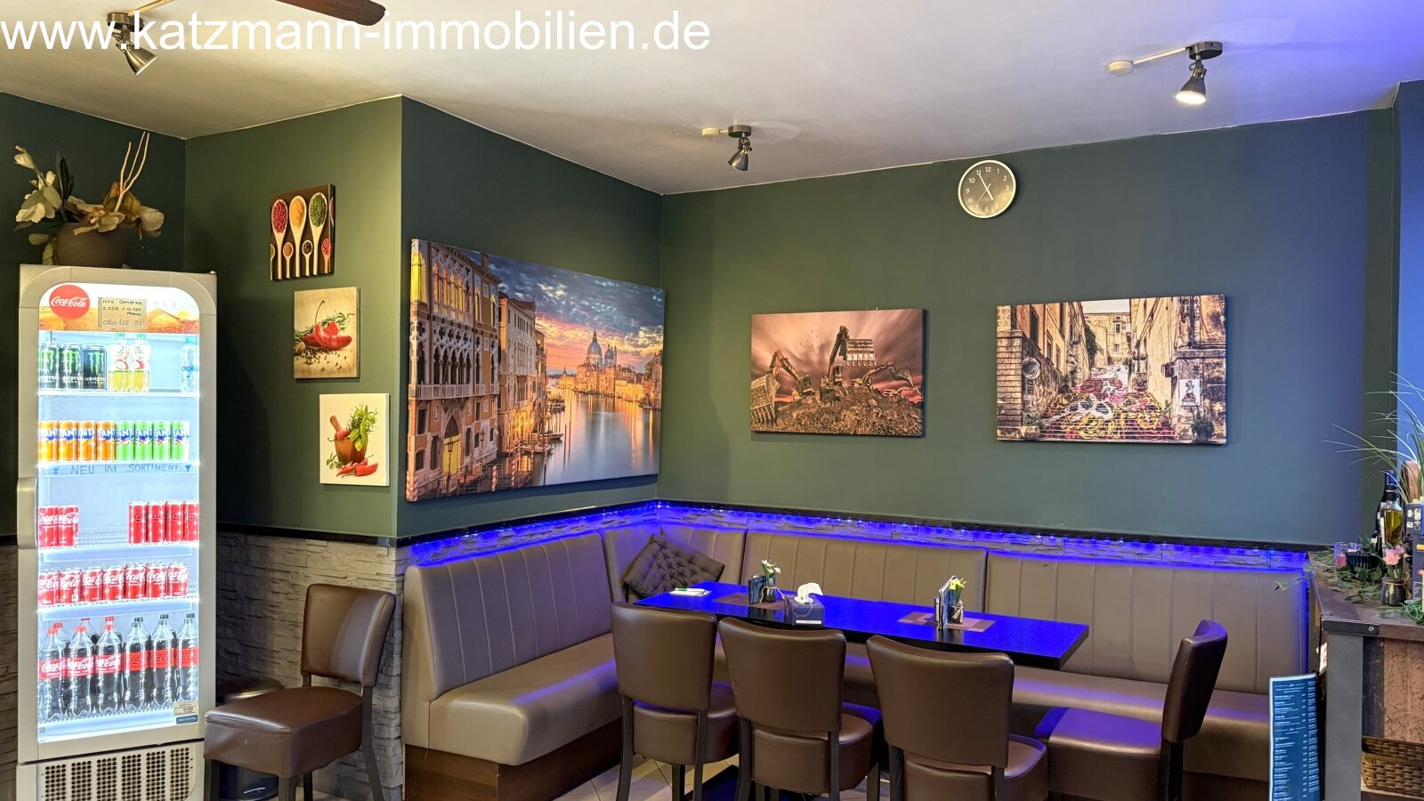 Wohn- und Geschäftshaus mit 7 Wohneinheiten, 1 Gewerbeeinheit, 1 große und 1 kleine Halle in Zentrumnähe von Lechenich zu verkaufen