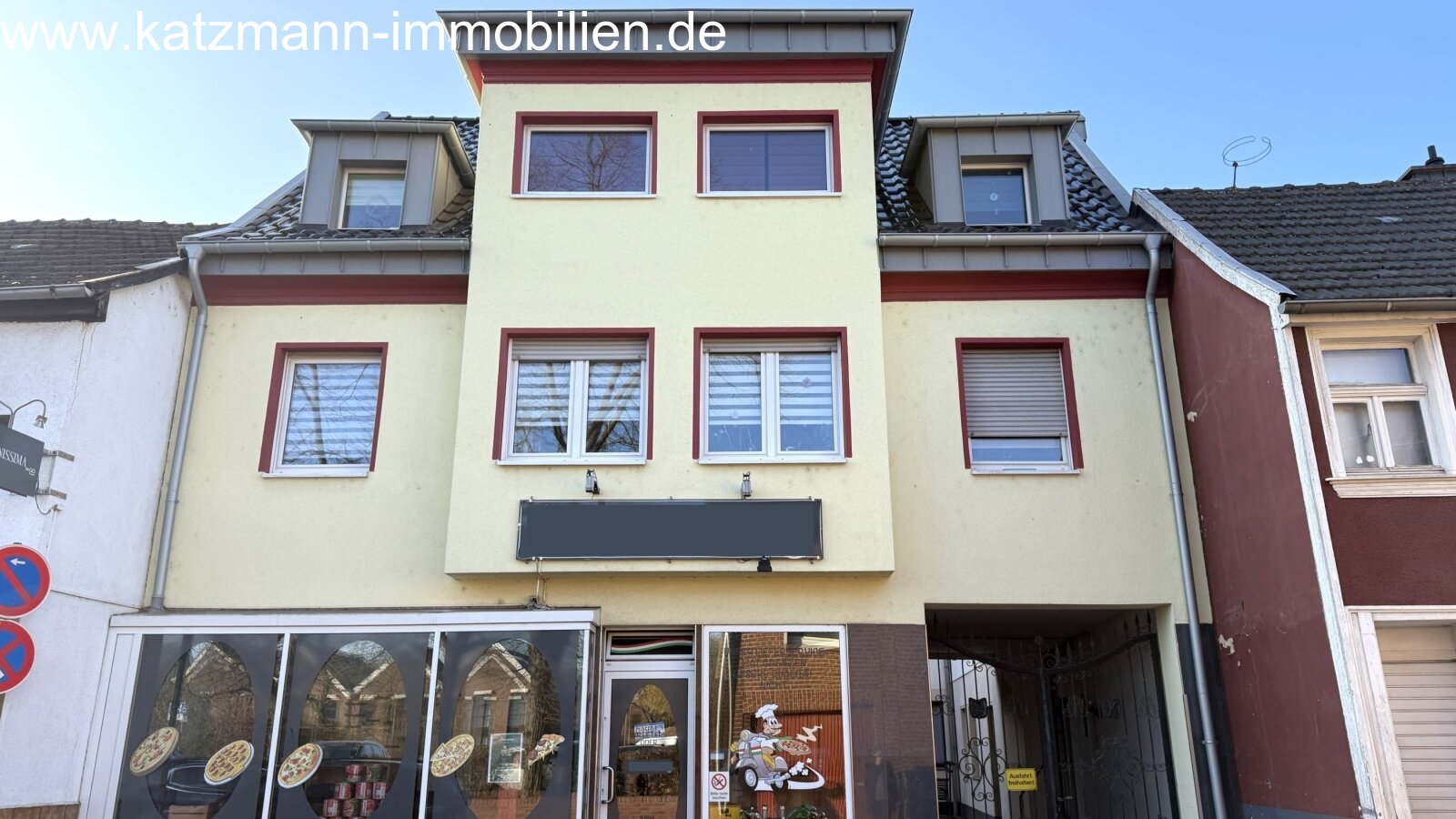 Wohn- und Geschäftshaus mit 7 Wohneinheiten, 1 Gewerbeeinheit, 1 große und 1 kleine Halle in Zentrumnähe von Lechenich zu verkaufen