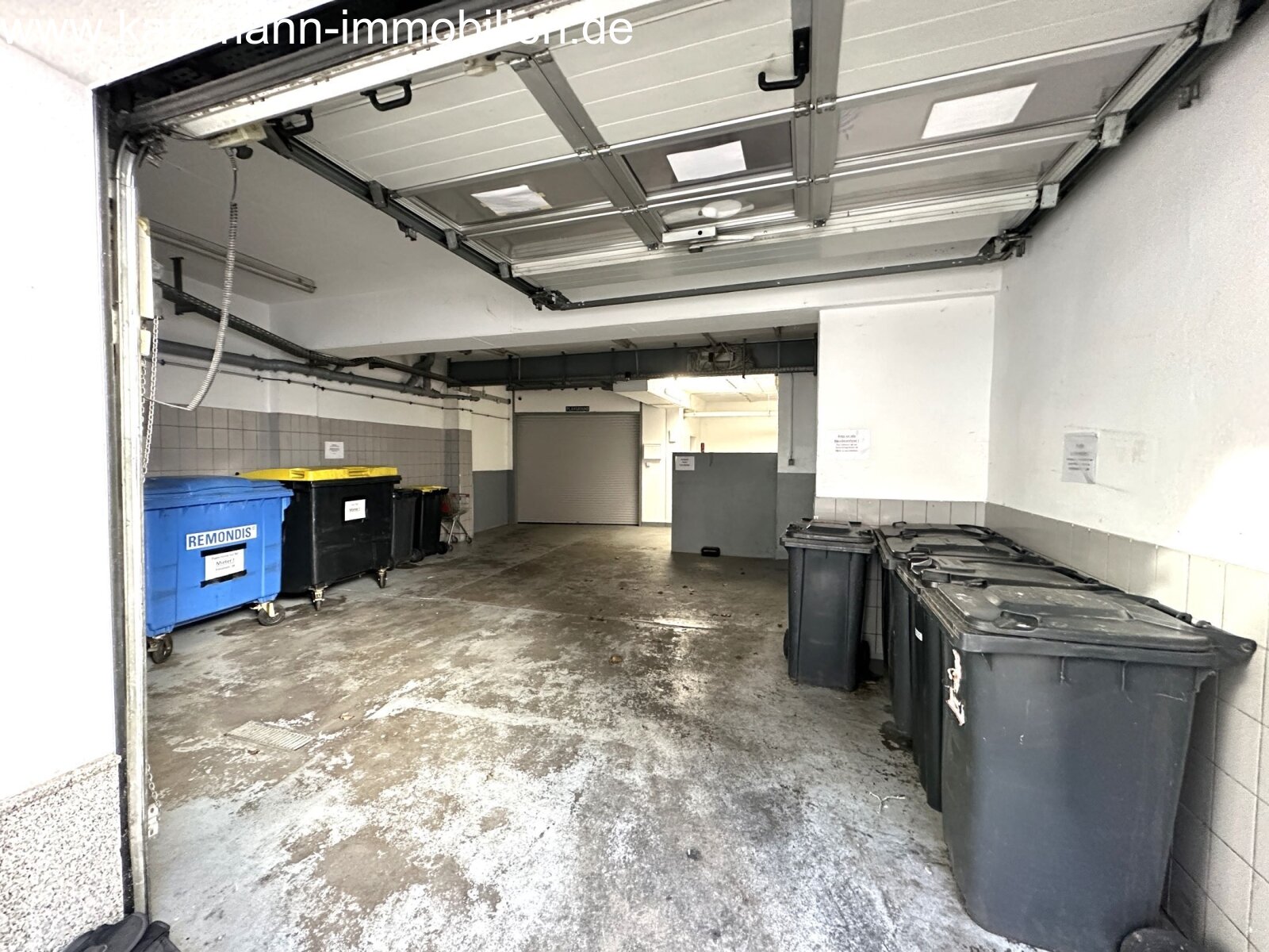 Wohn- und Geschäftshaus mit 7 Wohneinheiten, 1 Gewerbeeinheit, 1 große und 1 kleine Halle in Zentrumnähe von Lechenich zu verkaufen