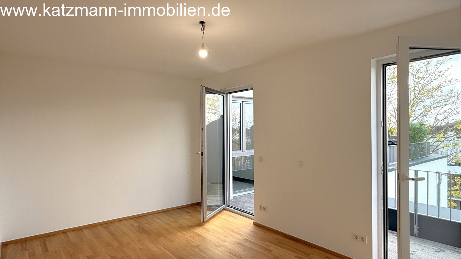 Exklusive Penthouse-Wohnung mit TG-Stellplatz zu vermieten – barrierefrei u. zentrumsnah