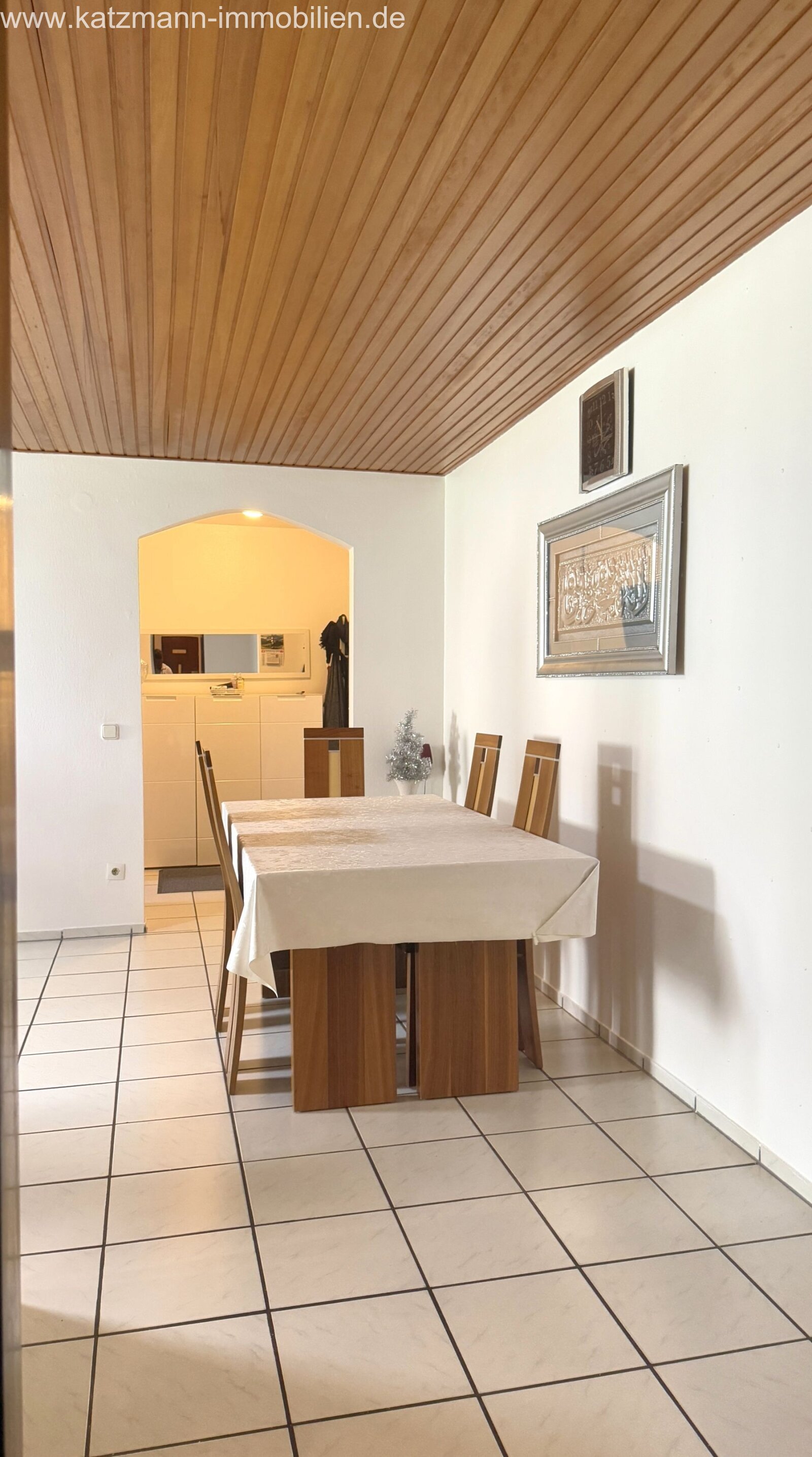 3‑Zimmer‑Wohnung mit Balkon in Bergheim - attraktive 6,2 % Rendite