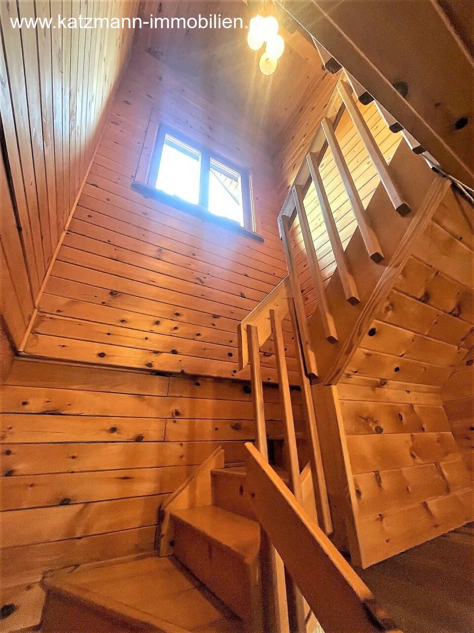 Treppe EG zum DG