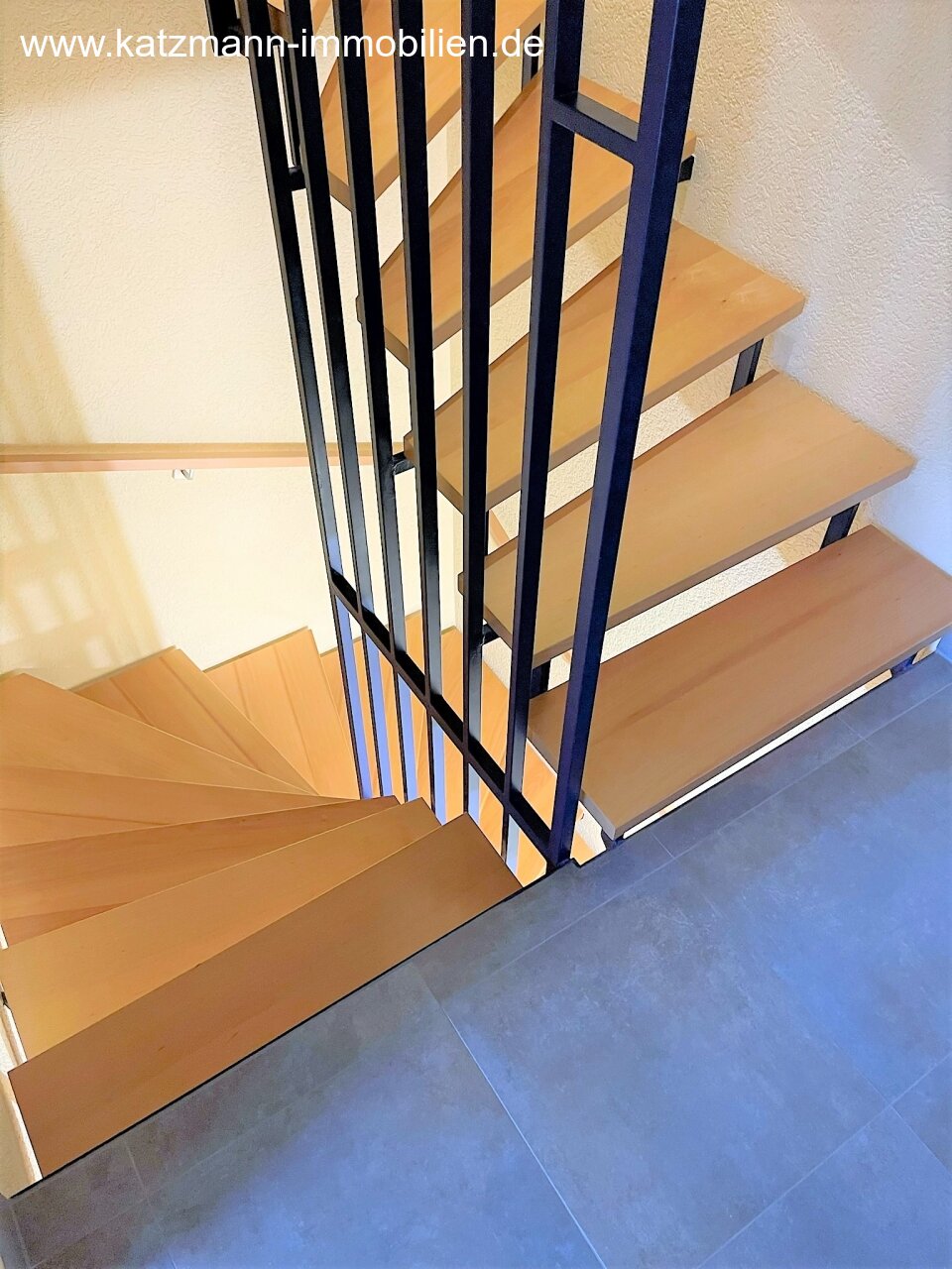  Treppe zum Keller