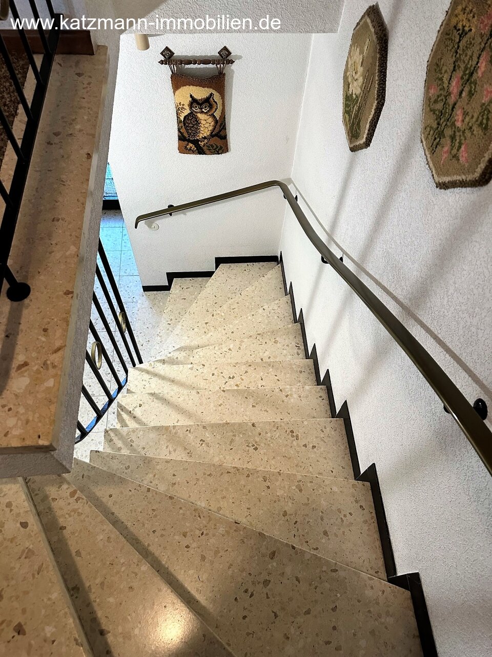  Massives Treppenhaus (alle Decken in Beton)
