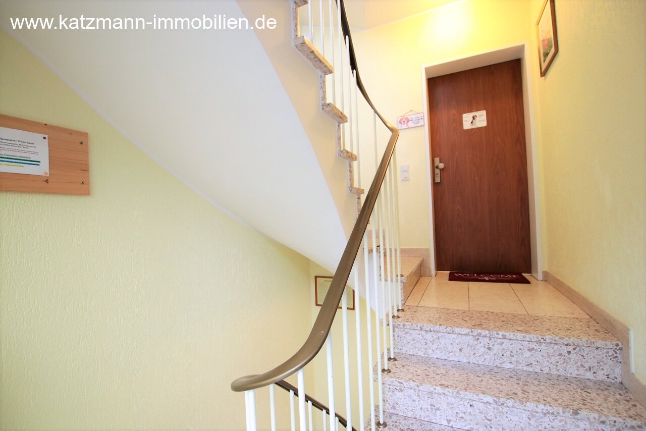  Wohnungseingang im OG