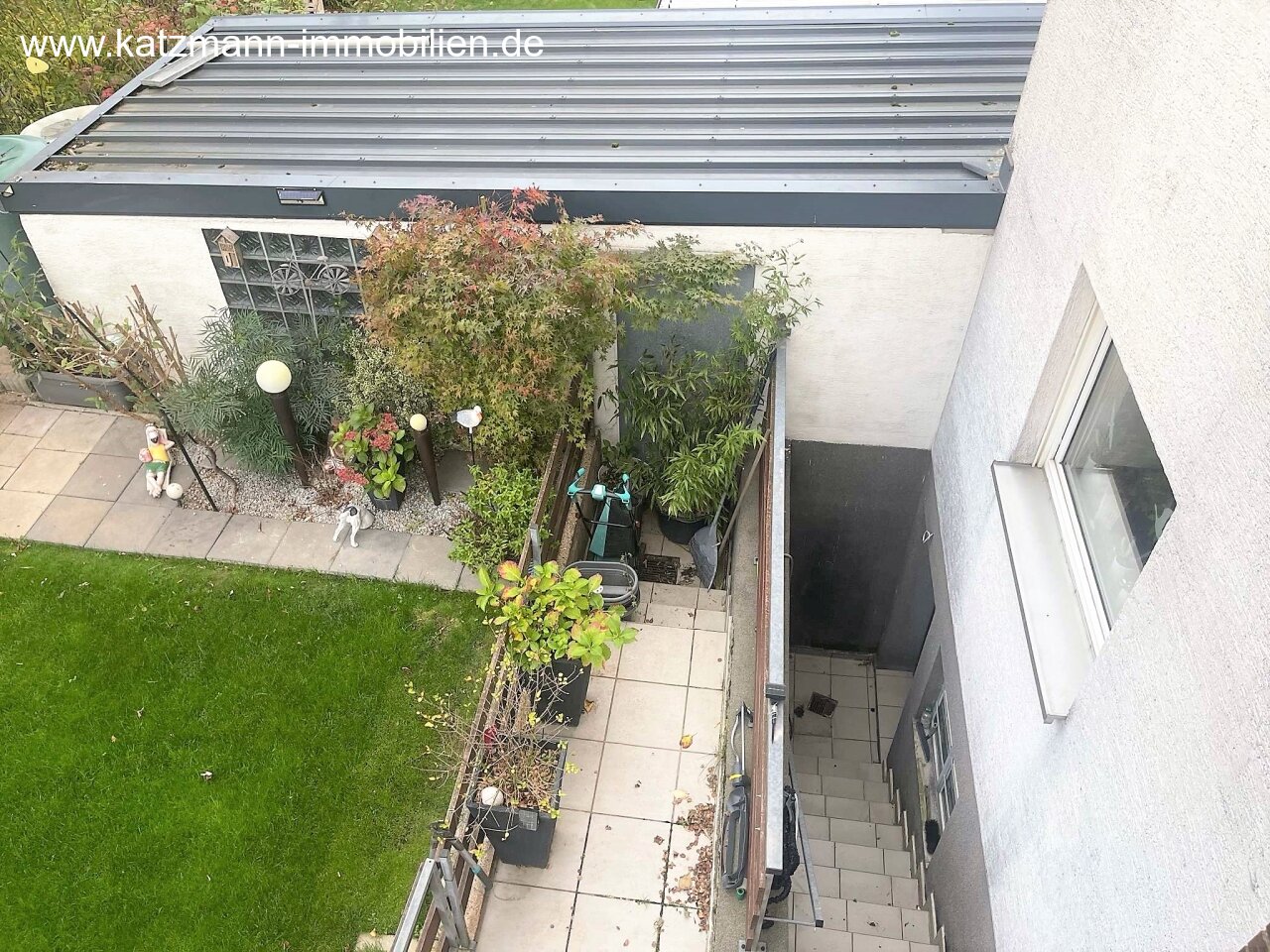 Kelleraußentreppe (mit Blick auf Sondernutzungsfläche)