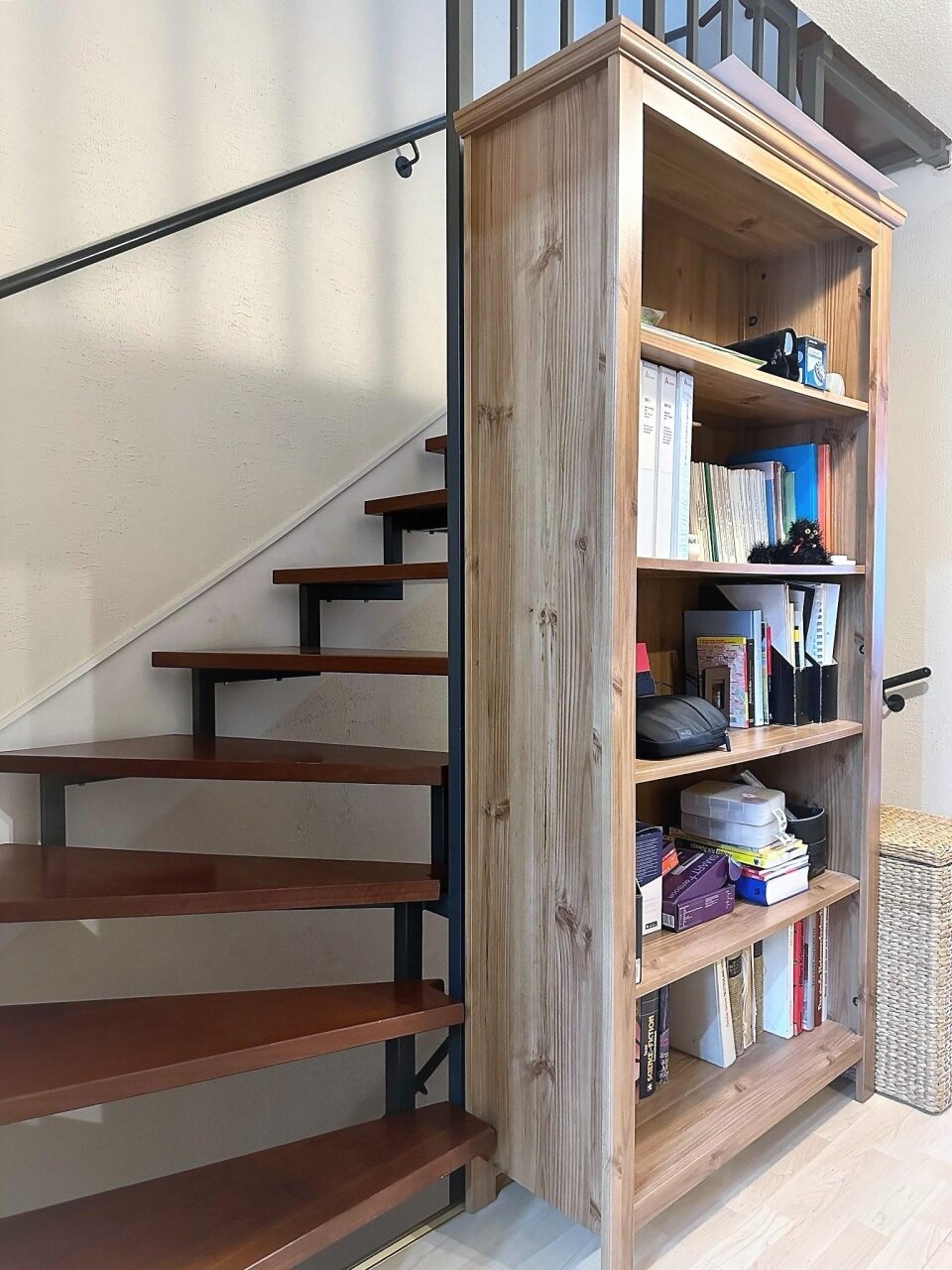 OG - Flur / Treppe zum Dachgeschoss