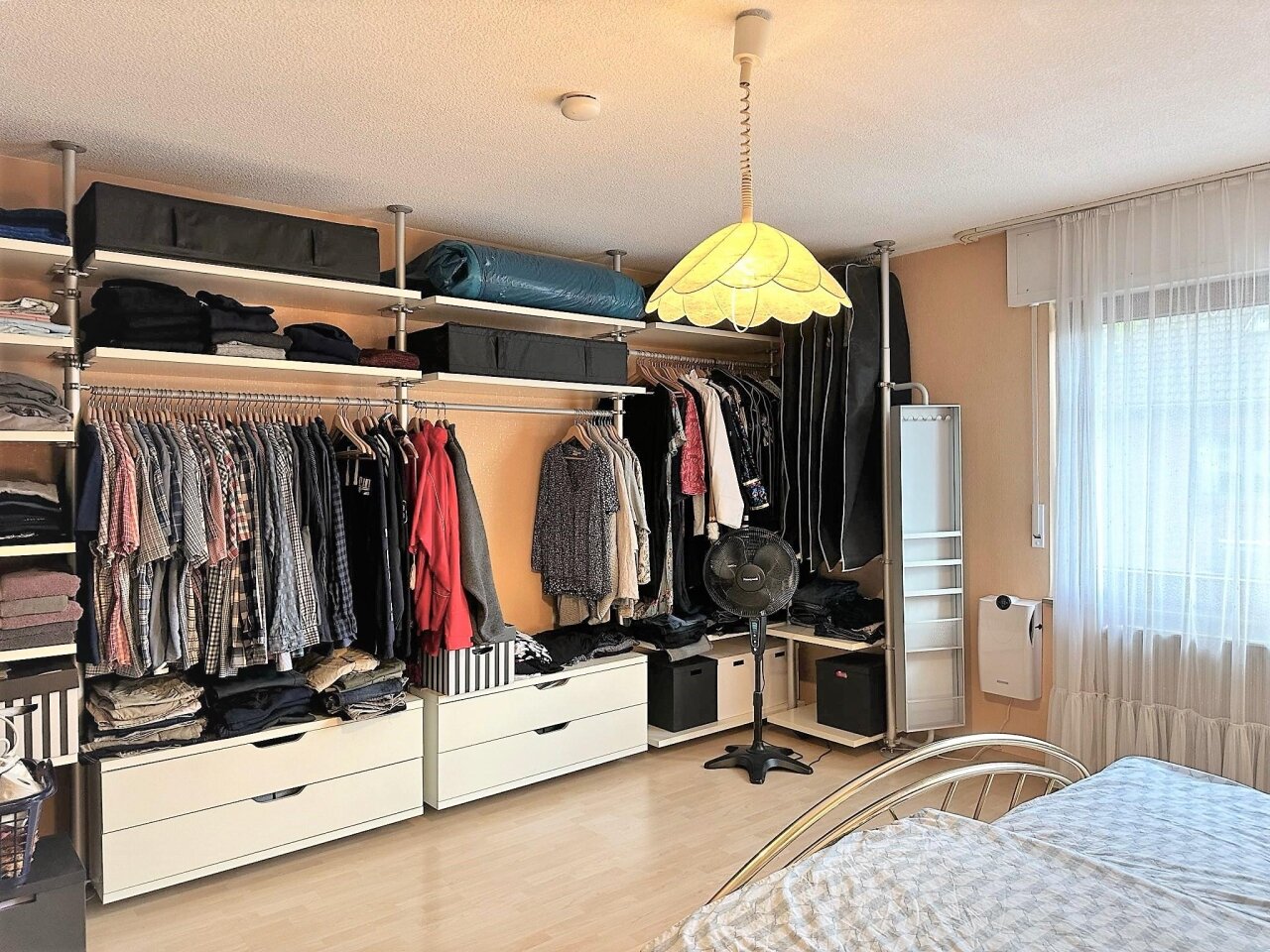 OG - Schlafzimmer Platz für Schänke oder Einbausystem