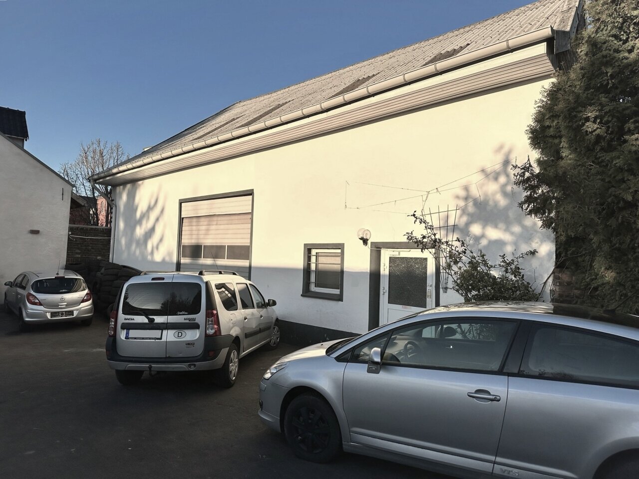 Werkstatt/Lagergebäude (rückwärtige Anfahrt)