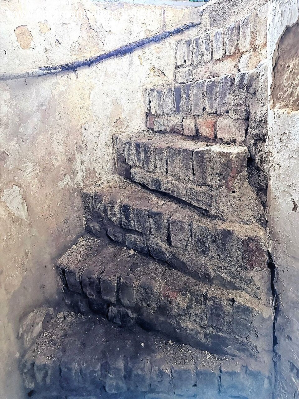  Treppe zum Gewölbekeller (Haupthaus)