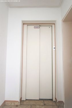 Aufzug Aufzug