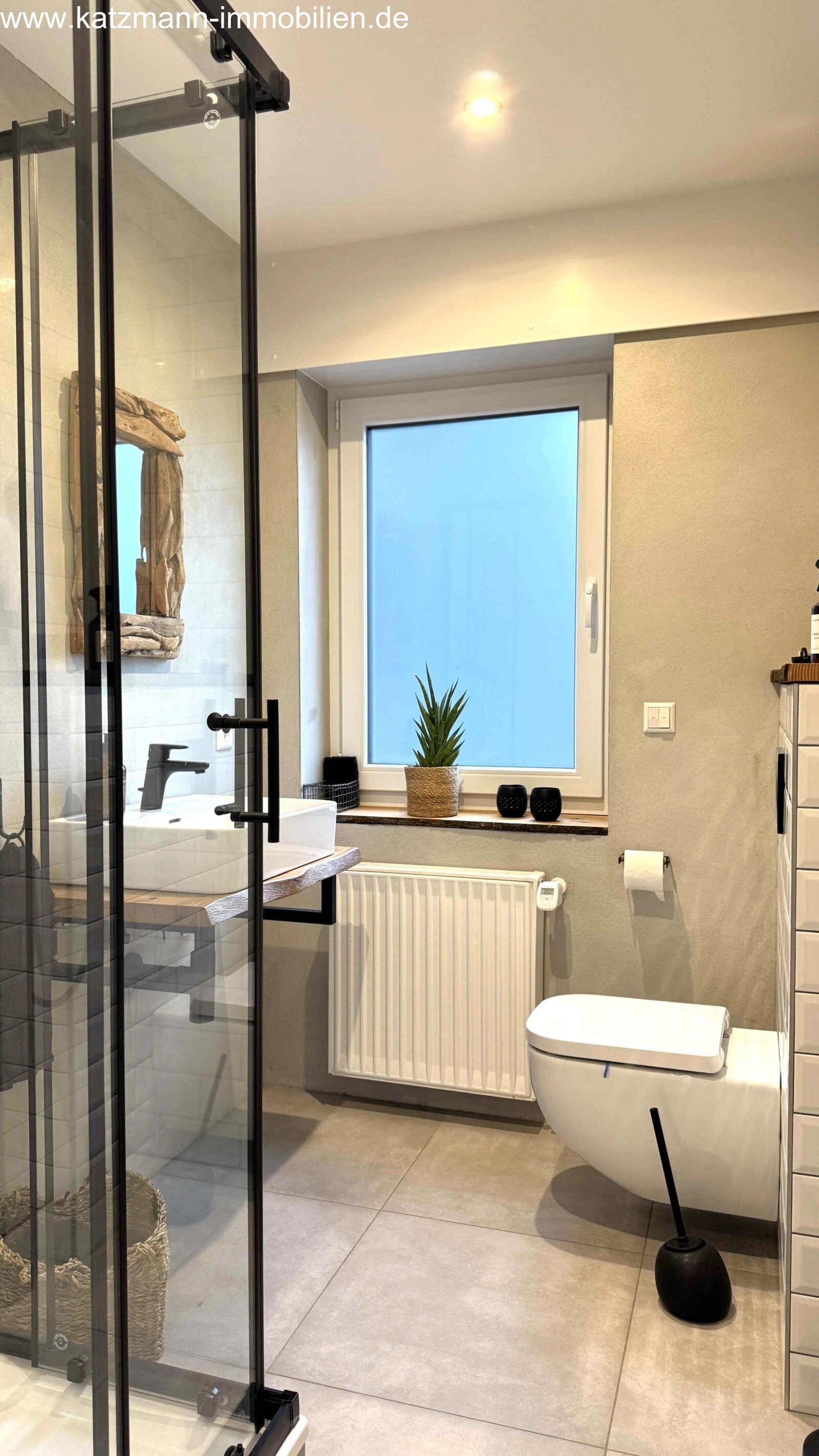  Badezimmer (EG)
