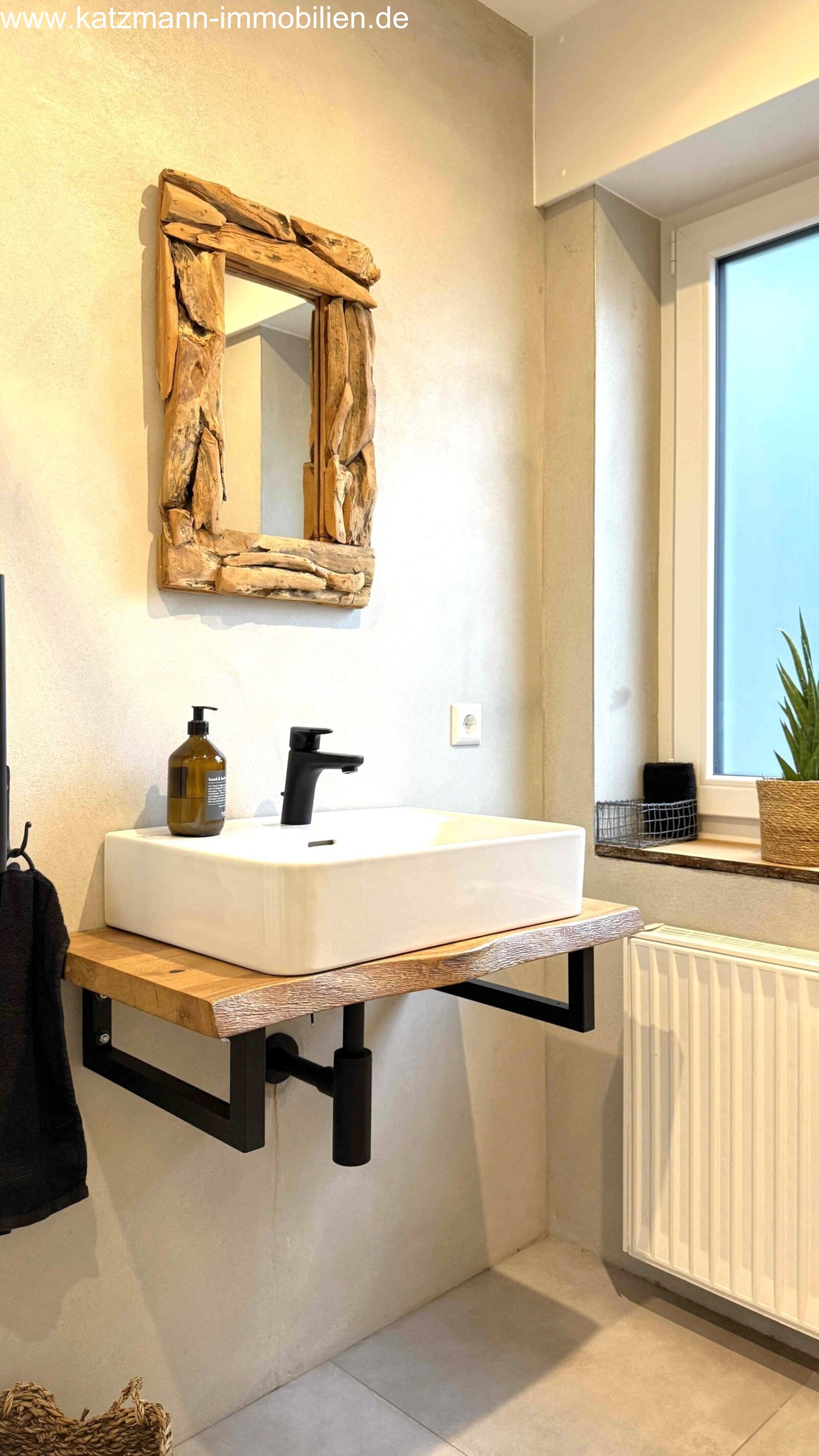  Badezimmer (EG)