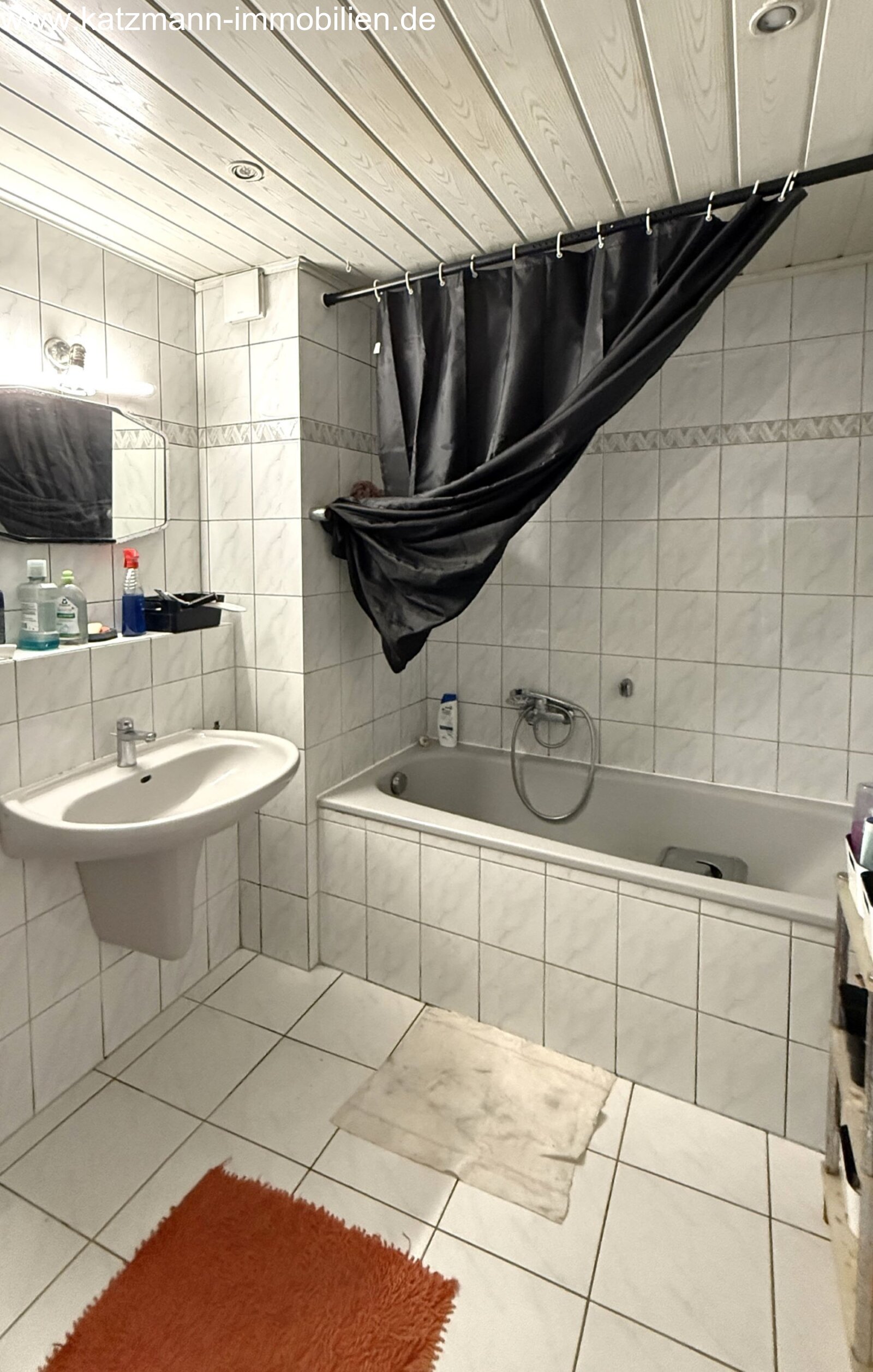 MFH - Wohnung 1. OG