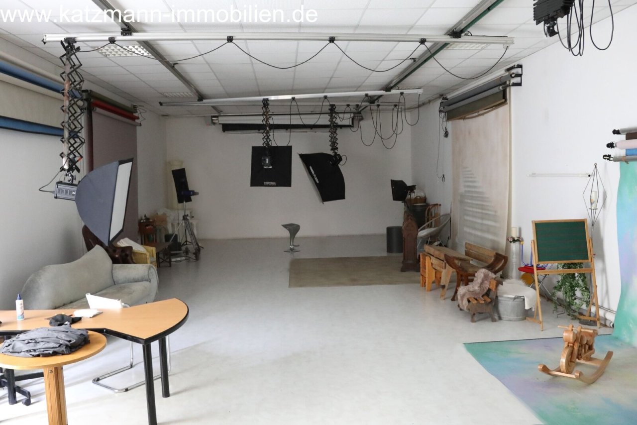 EG/WuG - Studio (großes Atelier) EG/WuG - Studio (großes Atelier)