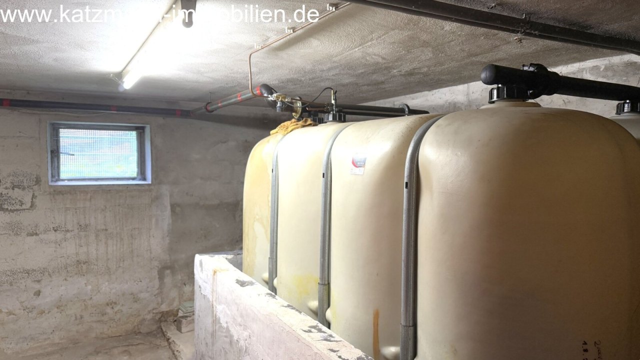 Kunststofftanks (4.000 Liter) Kunststofftanks (4.000 Liter)
