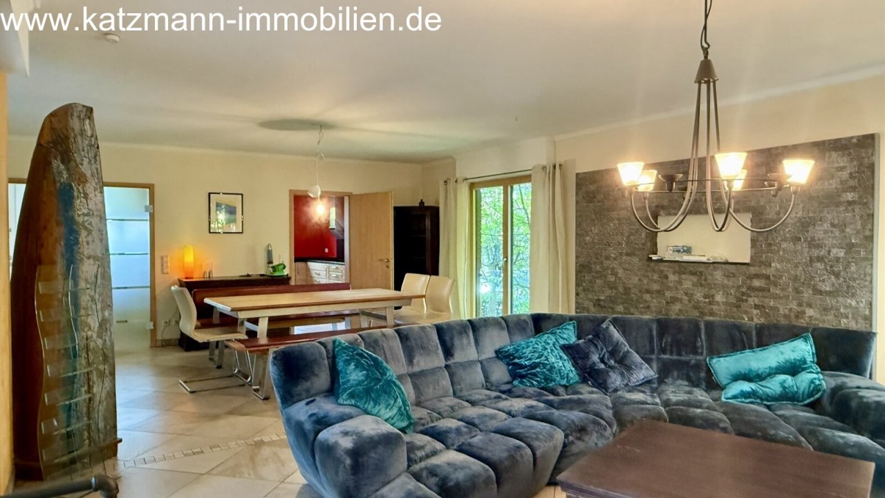 Platz für eine große "Wohnlandschaft"