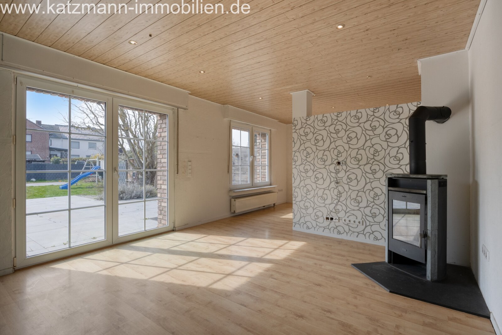 Wohnbereich mit Kamin