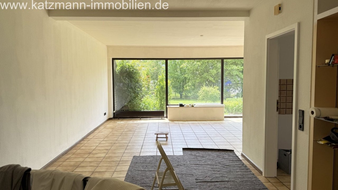 Wohn-/Essbereich (ca. 32,83 m² groß)