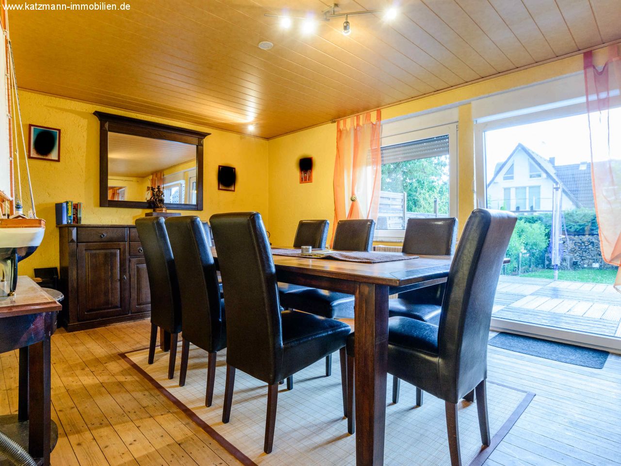 Lechenich! Top renovierte Doppelhaushälfte in Ruhiglage und Zentrumsnähe zu verkaufen 