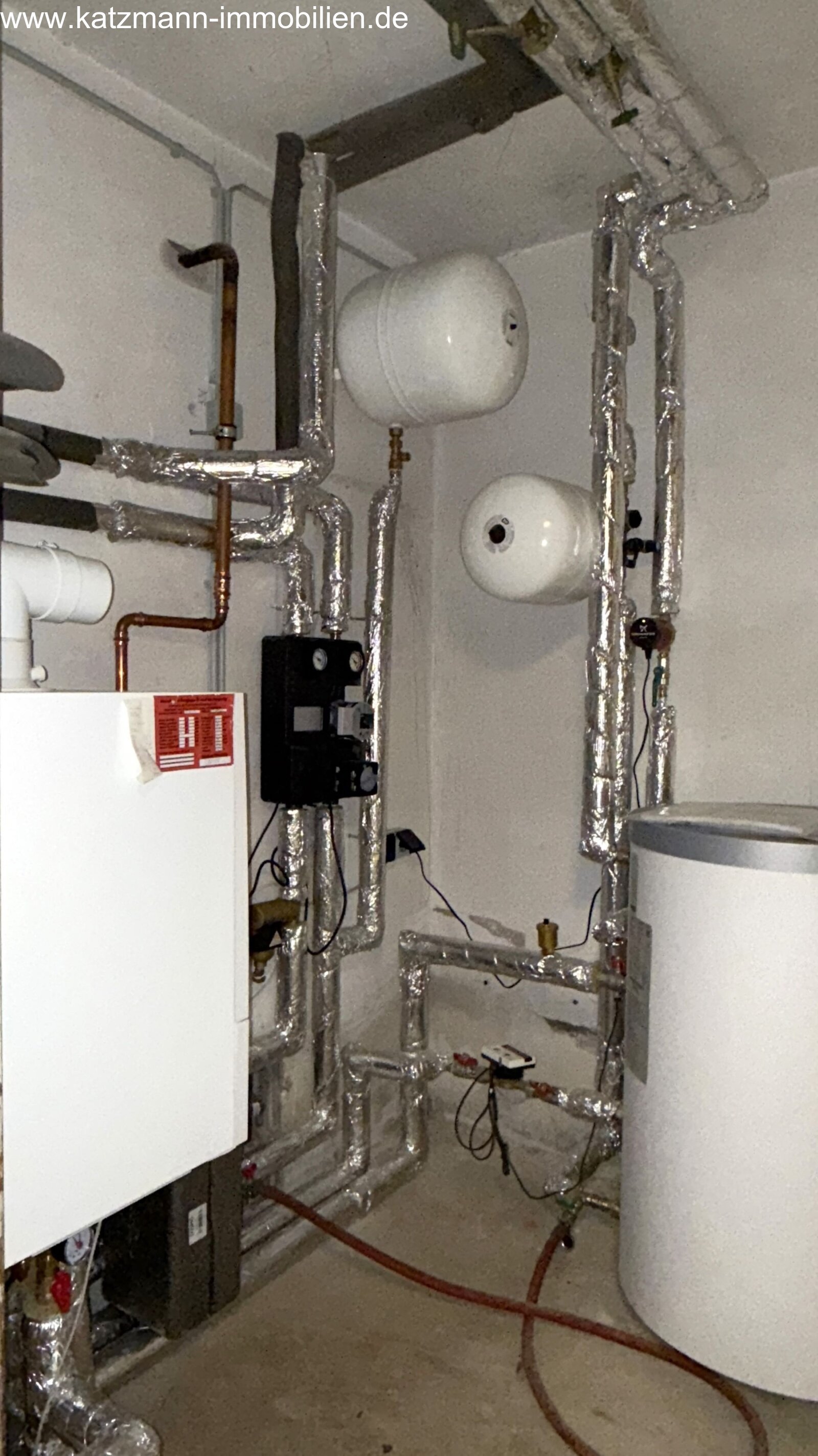 Heizungsanlage mit Warmwasserspeicher (Erdgas)