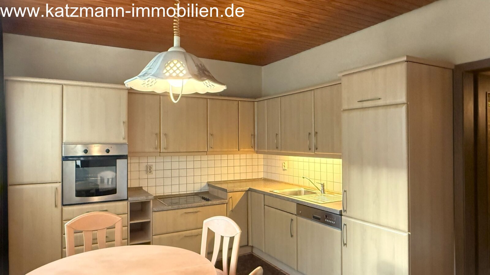 Mehrfamilienhaus in Top-Lage von Troisdorf zu verkaufen - ideal für Selbstnutzer oder Kapitalanleger