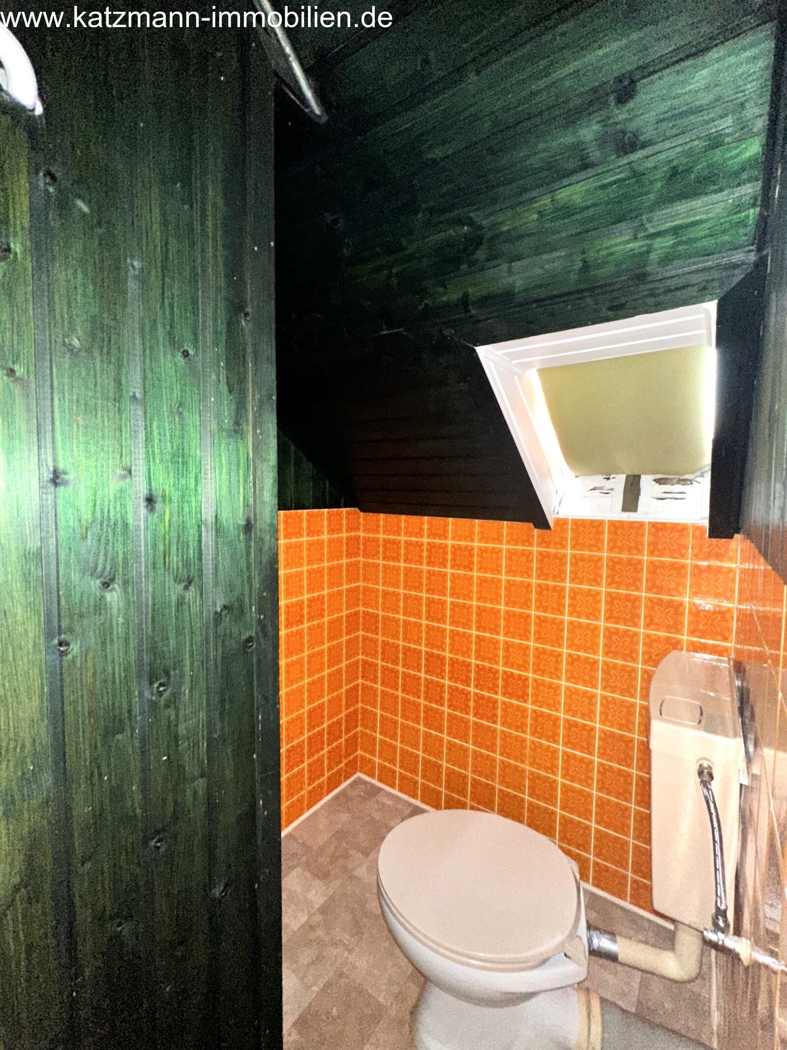 Gran casa con garaje en una hermosa ubicación de Lechenich-Süd en venta (aproximadamente a 15 minutos a pie del mercado)