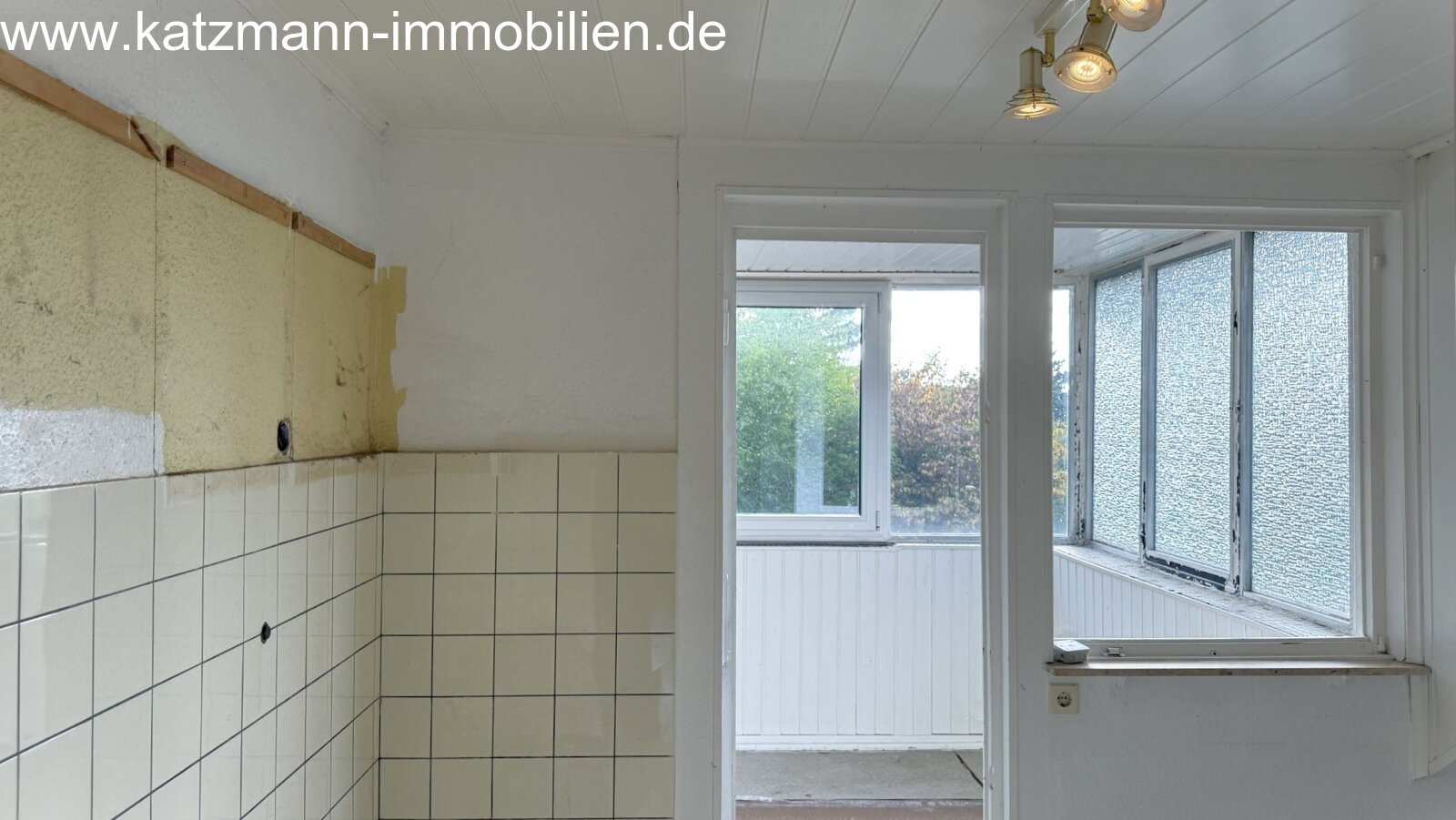 Mehrfamilienhaus in Top-Lage von Troisdorf zu verkaufen - ideal für Selbstnutzer oder Kapitalanleger