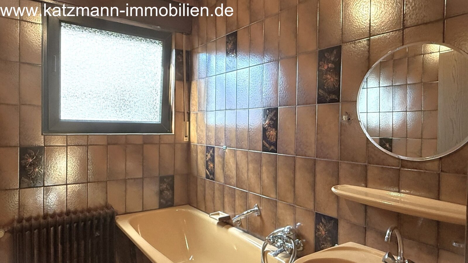 Mehrfamilienhaus in Top-Lage von Troisdorf zu verkaufen - ideal für Selbstnutzer oder Kapitalanleger