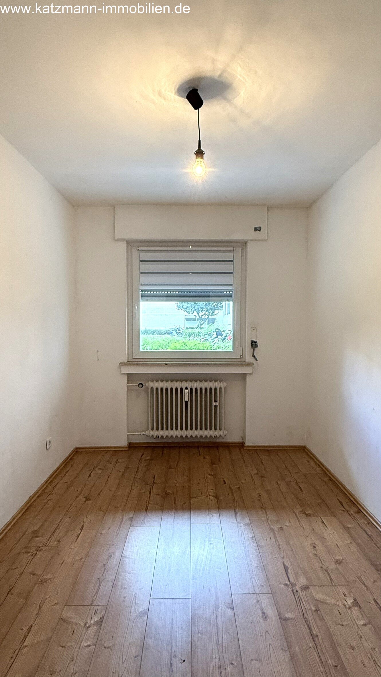 Habitación encantadora con carácter: ¡el encanto de un edificio antiguo se combina con la calidez moderna - tu refugio personal con vistas a la naturaleza!