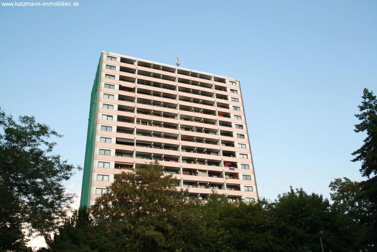 3-Zimmerwohnung mit Loggia in zentraler Lage von Liblar zu vermieten 