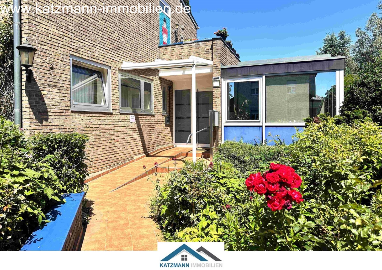 Repräsentativ und modern: Büro oder Praxis in sehr sichtbarer Lage von Lechenich zu vermieten 