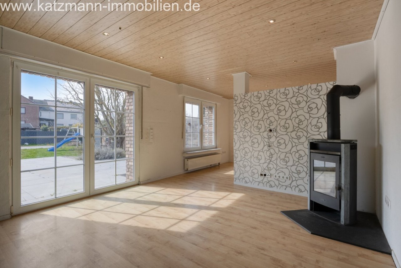 Wohnbereich mit Kamin