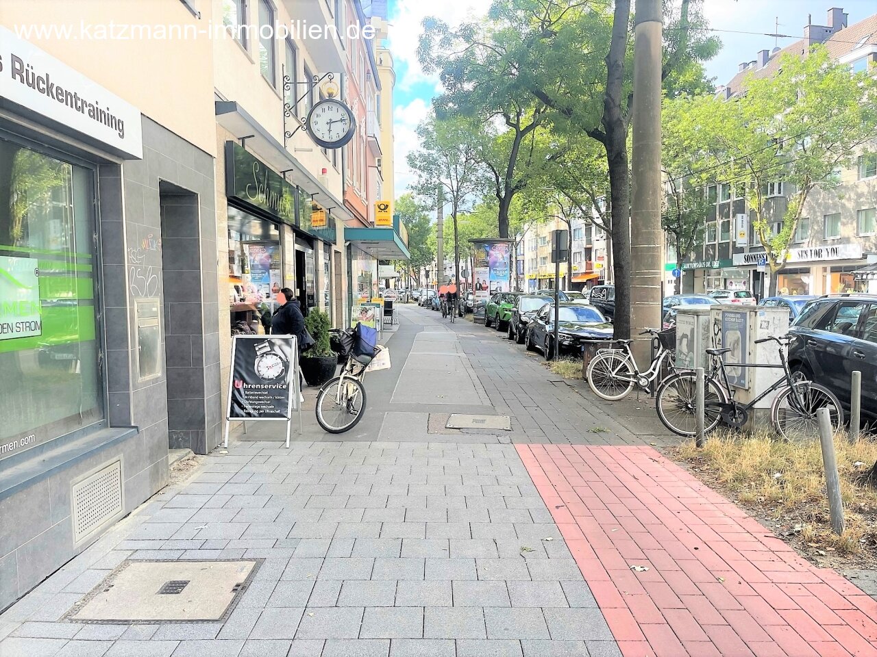 Deutlich sichtbares, vermietetes Ladenlokal mit Laufkundschaft in guter Lage von Köln-Lindenthal zu verkaufen - reichlich Lagermöglichkeiten vorhanden 