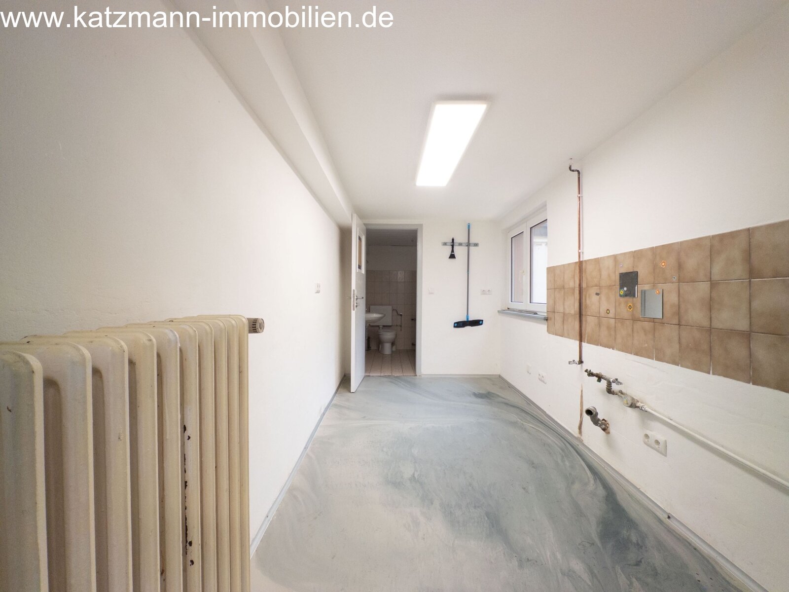 Freistehendes Einfamilienhaus mit viel Platz und guter Lage, großer Innenhof inklusive