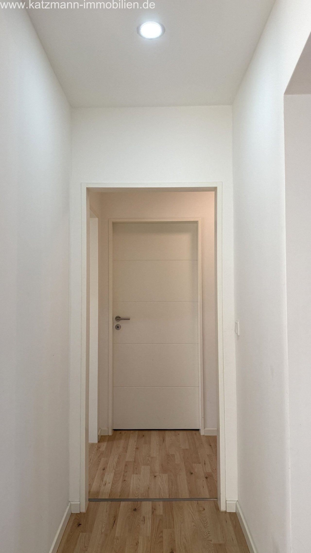 Flur 2 - Zugang zum Schlafbereich