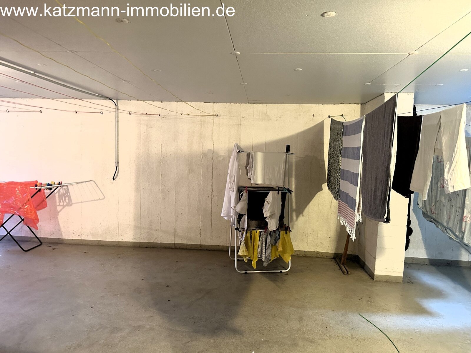 Charmant, lichte 2½-kamerwoning met loggia en zeer goede indeling in Brühl-Kierberg te koop