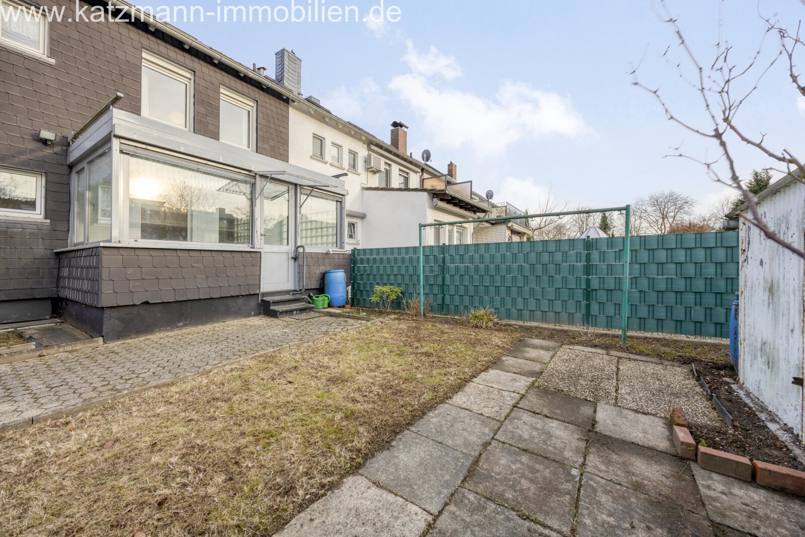 1-2 Familienhaus mit Garage - Wohnen & Vermieten kombinierbar, fußläufig zur S-Bahn-Station