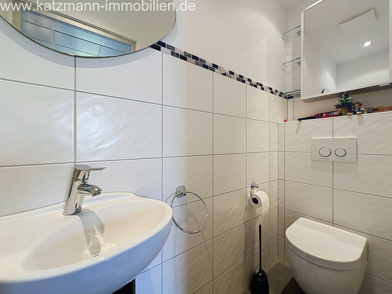 Exklusives Einfamilienhaus mit viel Platz –                               Top-Lage in Erftstadt-Lechenich