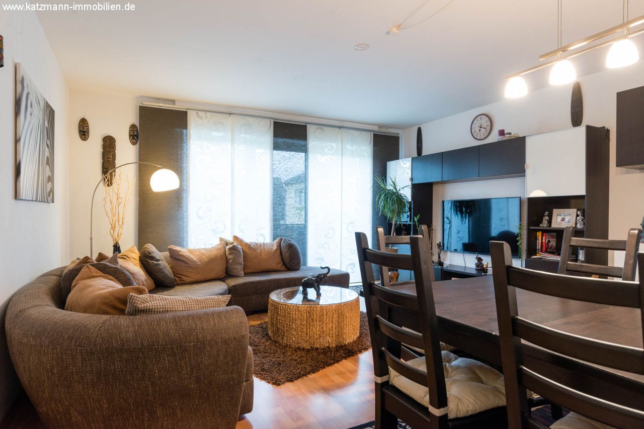 Moderne 2 Zimmerwohnung mit Balkon in angenehmer Wohnlage zu verkaufen 