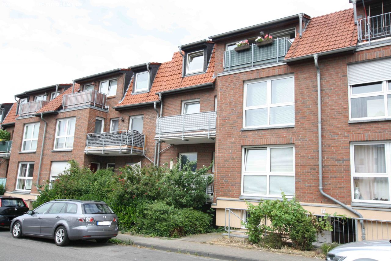 Idyllisches Wohnen direkt am See / schicke ETW in Erftstadt-Liblar zu verkaufen 