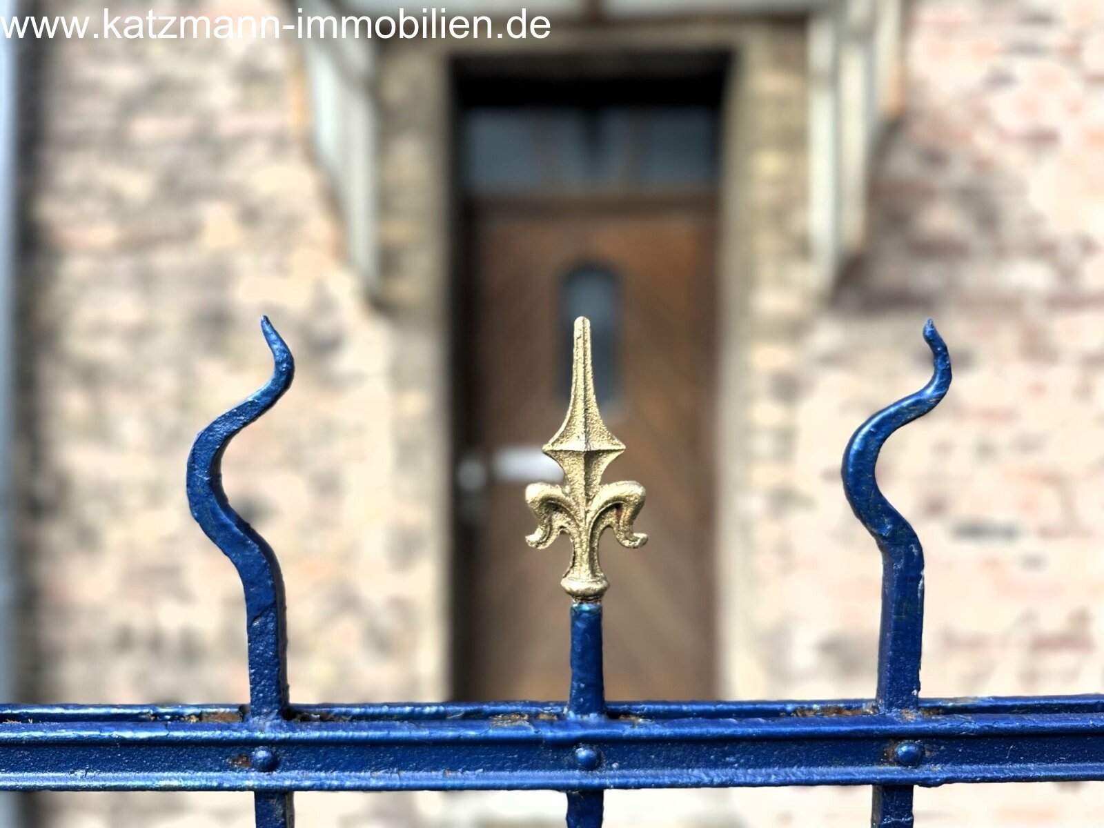 Kernsanierungsbedürftiges Einfamilienhaus mit Ausbaupotential zu verkaufen! 