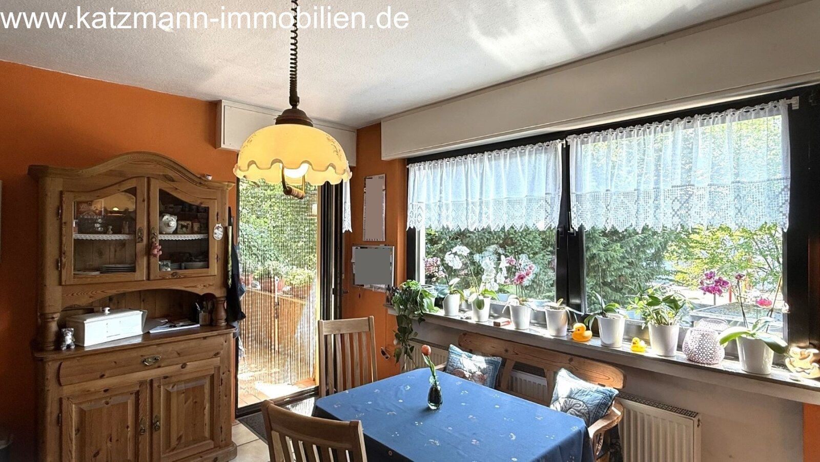 Mehrfamilienhaus in Top-Lage von Troisdorf zu verkaufen - ideal für Selbstnutzer oder Kapitalanleger