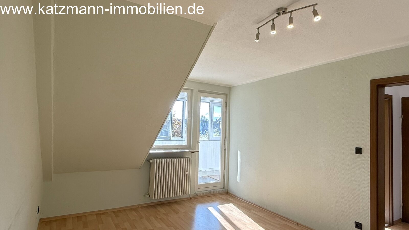 Mehrfamilienhaus in Top-Lage von Troisdorf zu verkaufen - ideal für Selbstnutzer oder Kapitalanleger